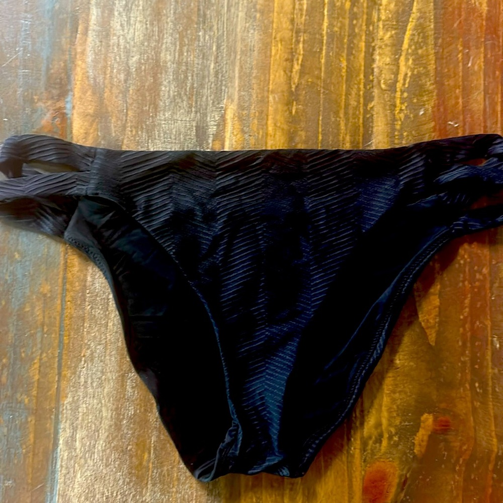 RVCA Cheeky Bikini Bottoms Large NWOT